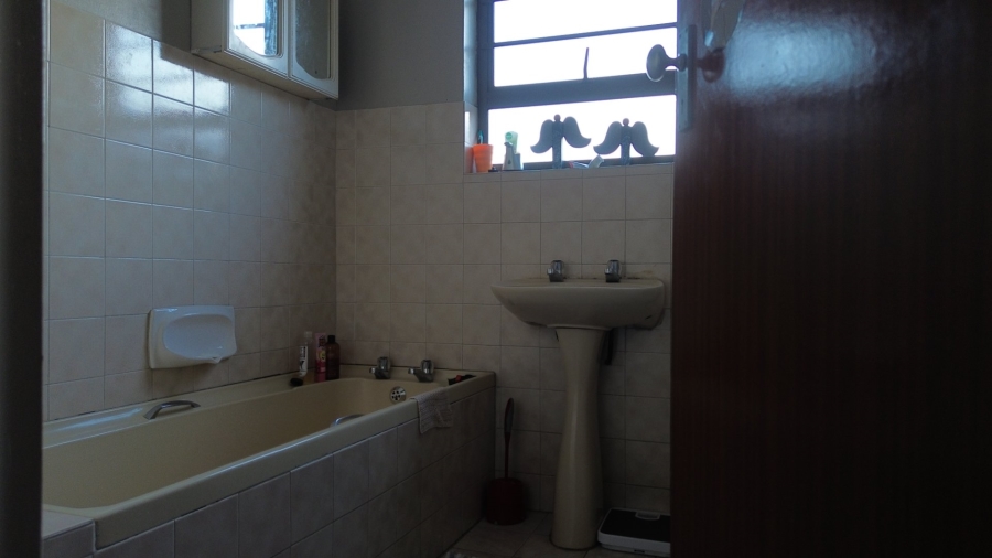 3 Bedroom Property for Sale in Newton Park Eastern Cape